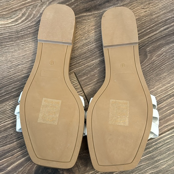 NEW SHEIN flat sandals - Picture 5 of 5